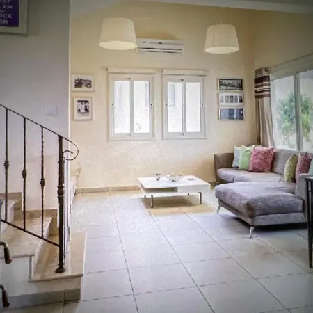 Casa 10 *