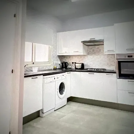 Casa 10 * Quarteira